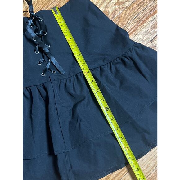 Romwe Black Skirt W/ Lace Front & Back Small S NWT - Picture 3 of 6